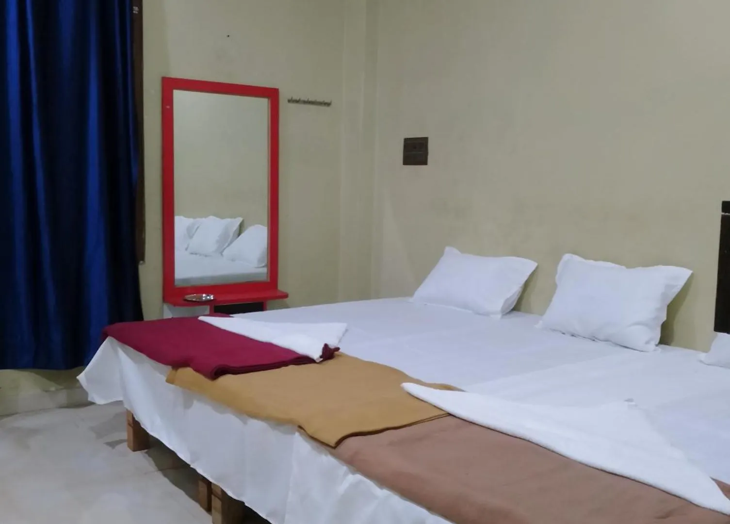 Shreeji P Guest House Βαρανάσι